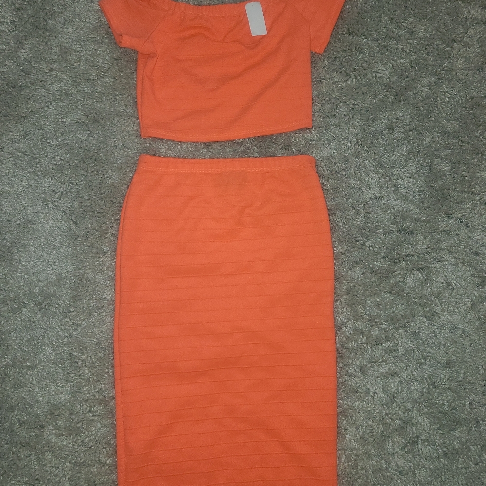 Adorable two piece skirt set